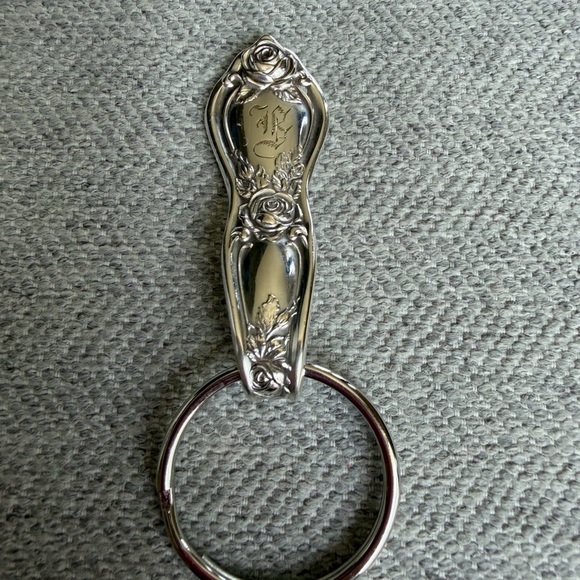 “B” Engraved Keychain - Picture 2 of 5